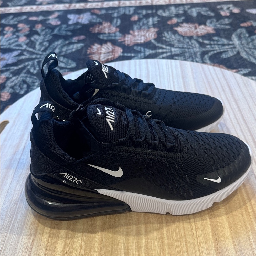Nike Air Max 270 Women’s Size 7 New - Picture 3 of 5